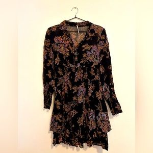 Free People black/floral long sleeve dress